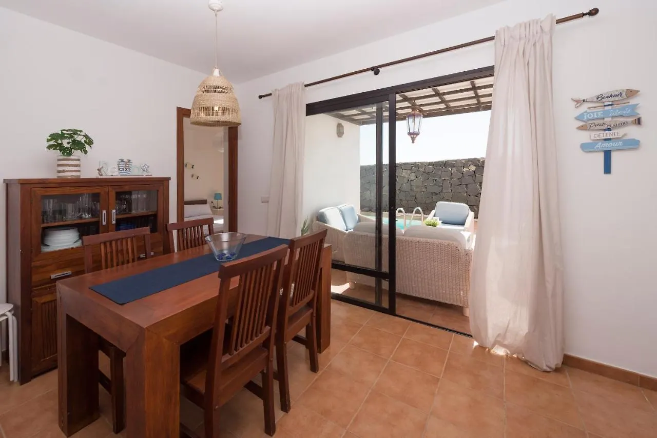 הוילה פלאיה בלנקה La Casita Marinera בית נופש